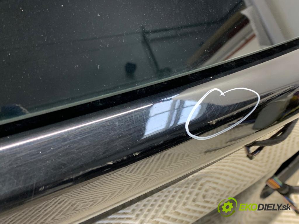 BMW F31 Kombi 2019 110 kW 318 d 1995 kapota zad 668