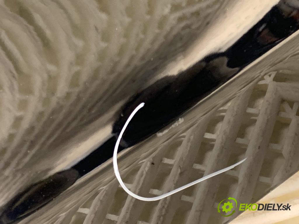 BMW F31 Kombi 2019 110 kW 318 d 1995 kapota zad 668