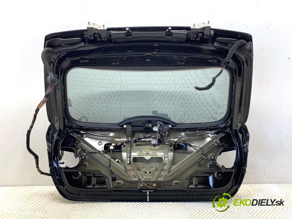 BMW F31 Kombi 2019 110 kW 318 d 1995 kapota zad 668