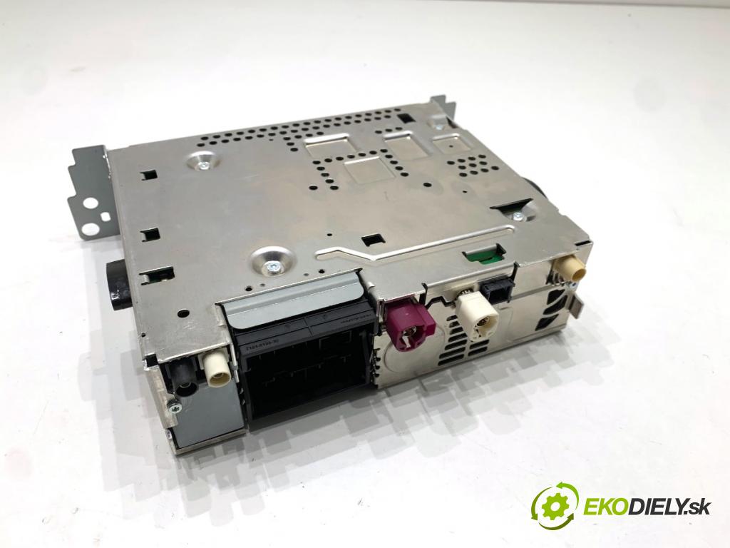 BMW F31 Kombi 2019 110 kW 318 d 1995 RADIO 9875927 (Audio zariadenie)