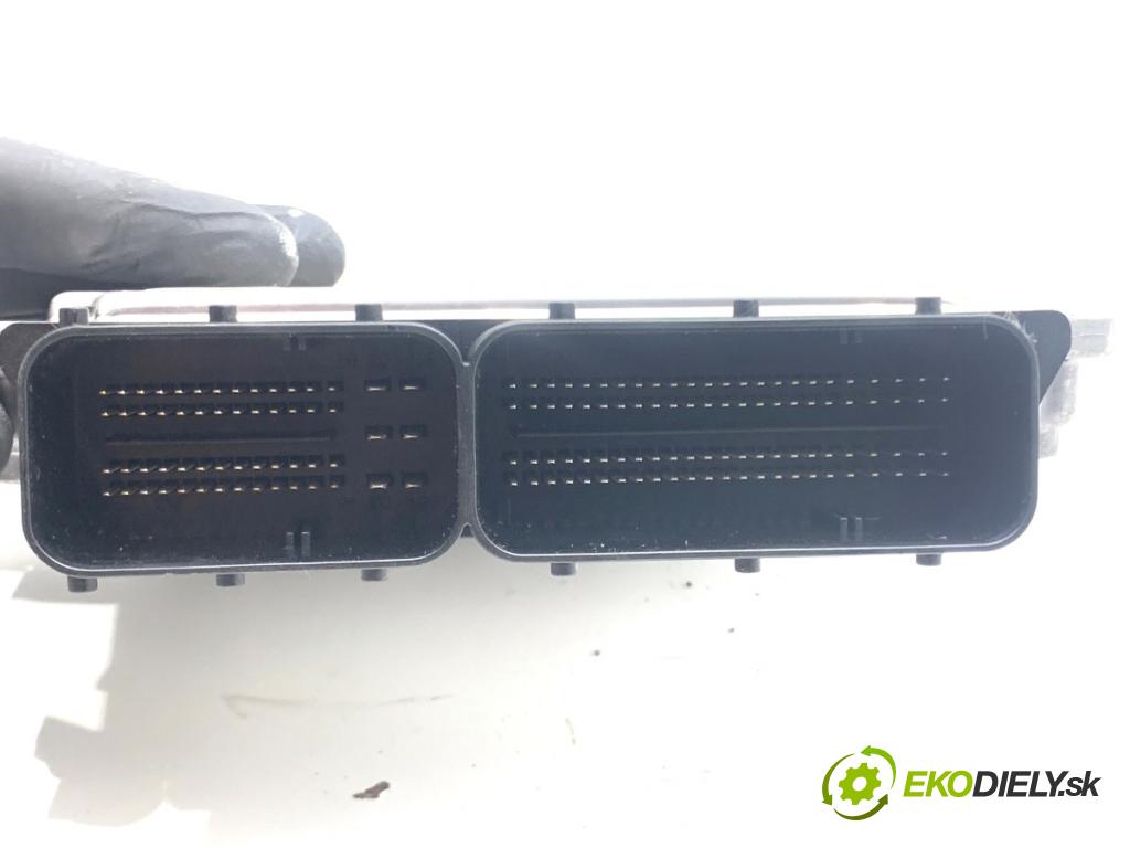 BMW F31 Kombi 2019 110 kW 318 d 1995 řídící jednotka motora 8475350 (Řídicí jednotka)