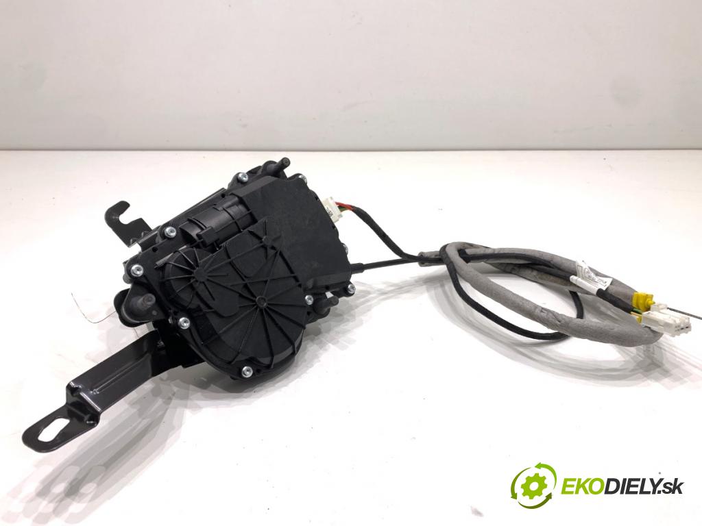 BMW F31 Kombi 2019 110 kW 318 d 1995 Teleskop zámku dverí 7269516 (Motorček ostatné)