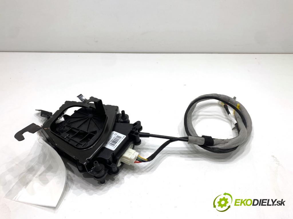 BMW F31 Kombi 2019 110 kW 318 d 1995 Teleskop zámku dverí 7269516 (Motorček ostatné)