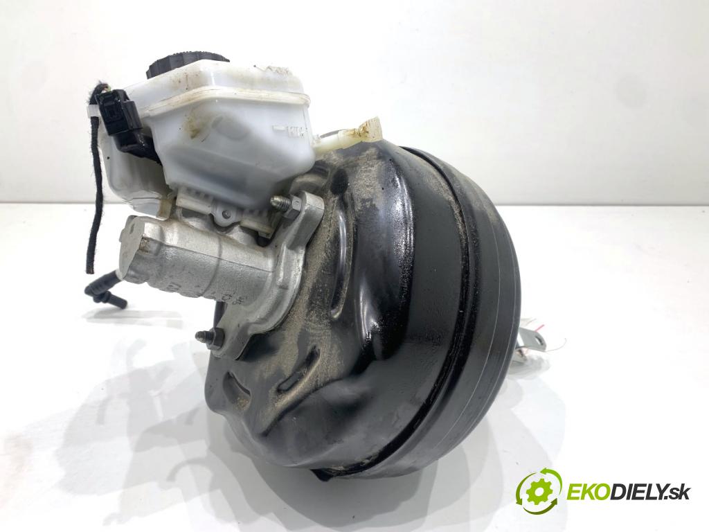 BMW F31 Kombi 2019 110 kW 318 d 1995 Posilovač bŕzd 6798418