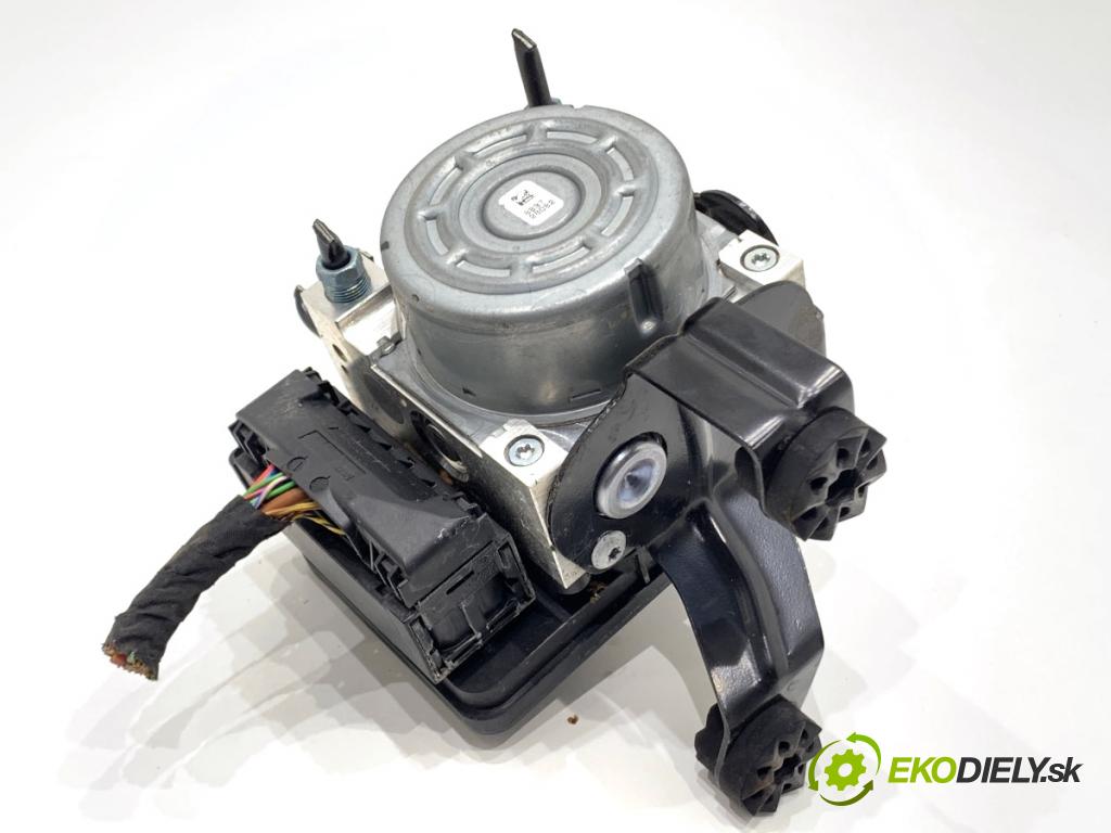 BMW F31 Kombi 2019 110 kW 318 d 1995 Pumpa ABS 6897114 (Pumpa ABS)