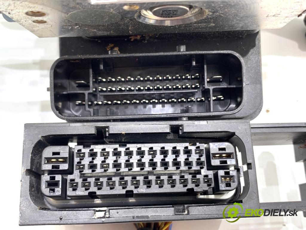 BMW F31 Kombi 2019 110 kW 318 d 1995 Pumpa ABS 6897114 (Pumpa ABS)