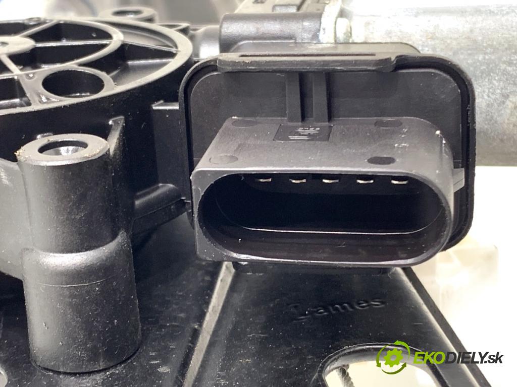 BMW F31 Kombi 2019 110 kW 318 d 1995 Mechanizmus okna ľavy predný 7259823