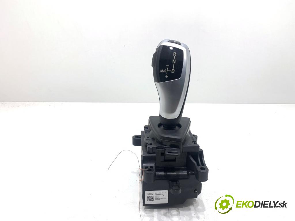 BMW F31 Kombi 2019 110 kW 318 d 1995 Kulisa 10099971 (Rýchlostná páka (kulisa))