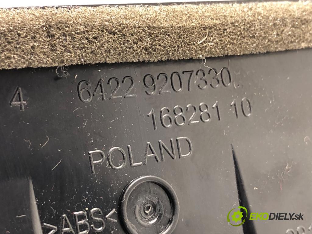 BMW F31 Kombi 2019 110 kW 318 d 1995 Mriežky kúrenia zad 933367502