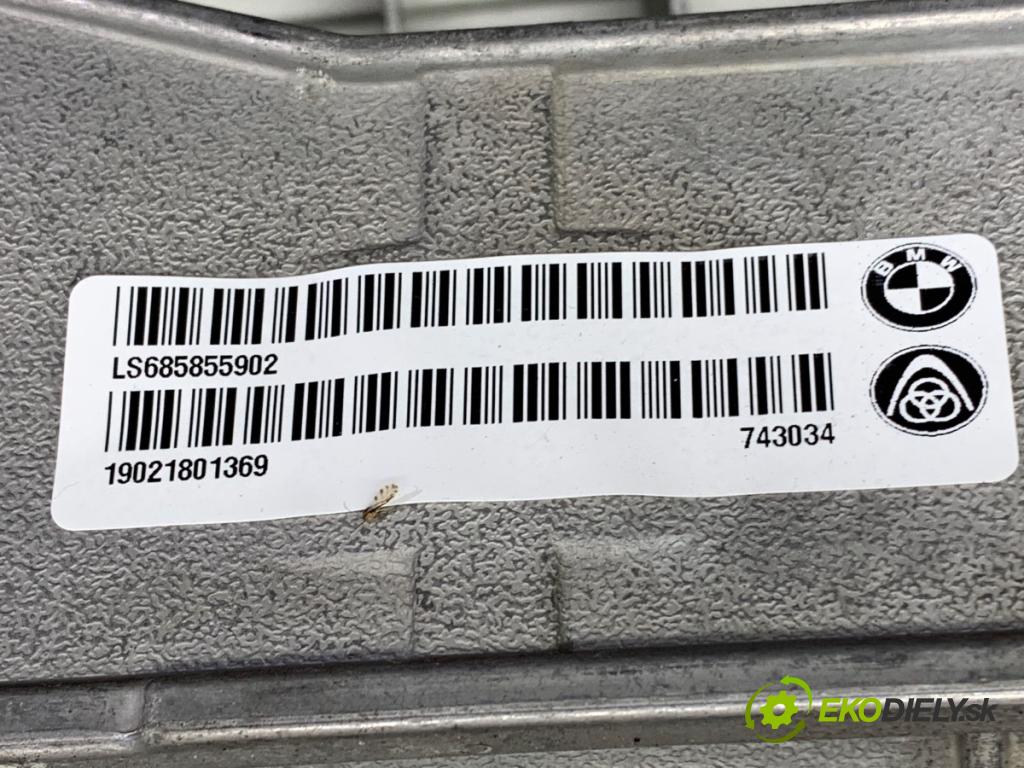 BMW F31 Kombi 2019 110 kW 318 d 1995 Hriadeľ, tyč volantu 669777-000 (Tyč riadenia (volantu))