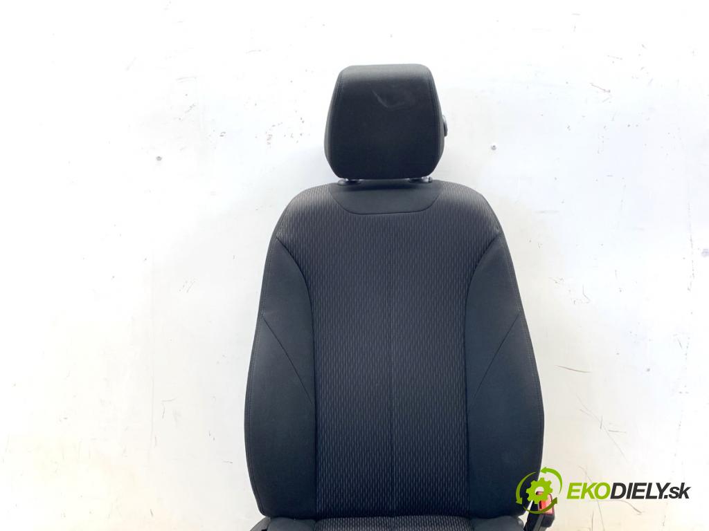 BMW F31 Kombi 2019 110 kW 318 d 1995 Sedadlo pravy predný