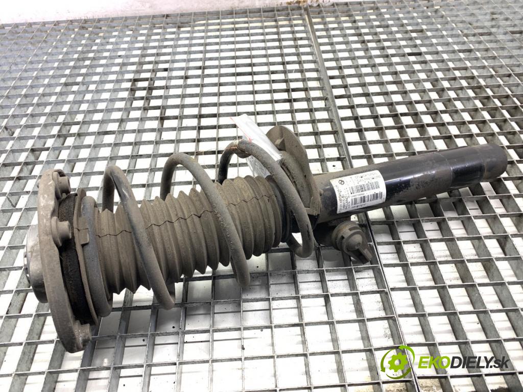 BMW F31 Kombi 2019 110 kW 318 d 1995 Tlmič pravy predný ZE 6873808