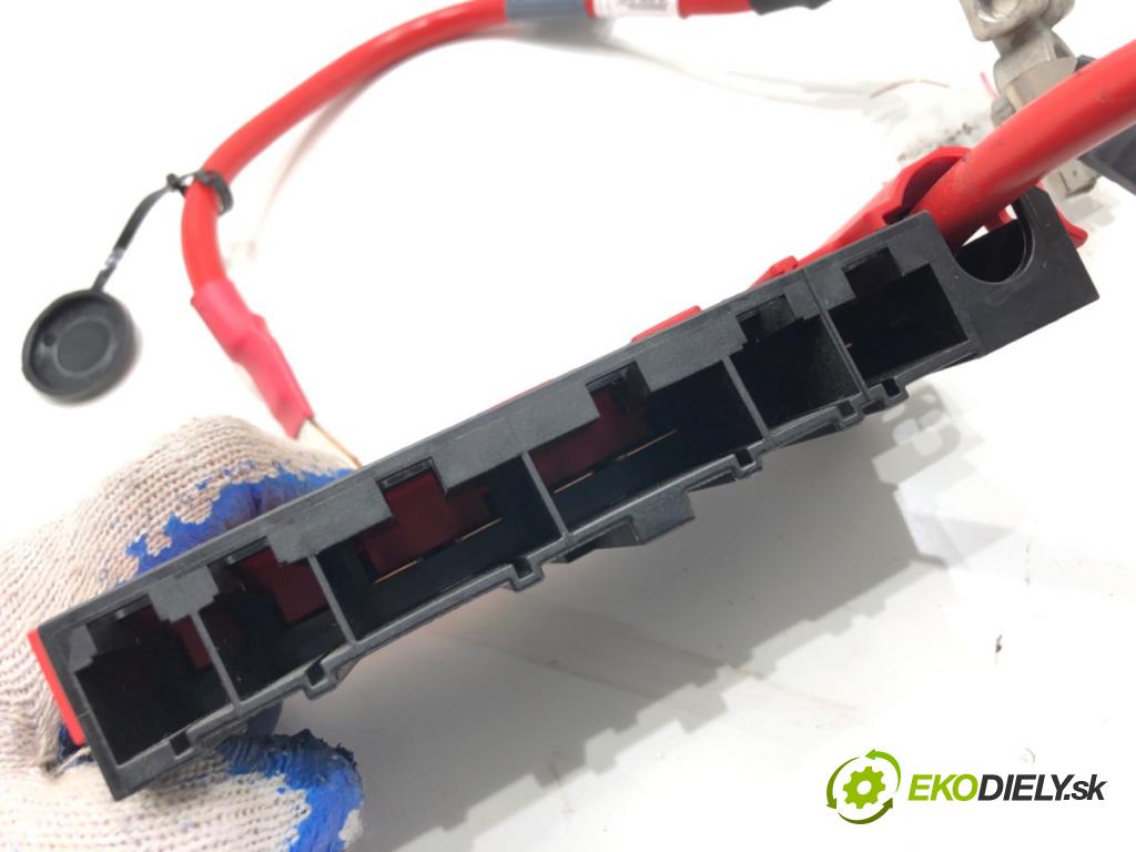 BMW F31 Kombi 2019 110 kW 318 d 1995 svorka plus 6835243