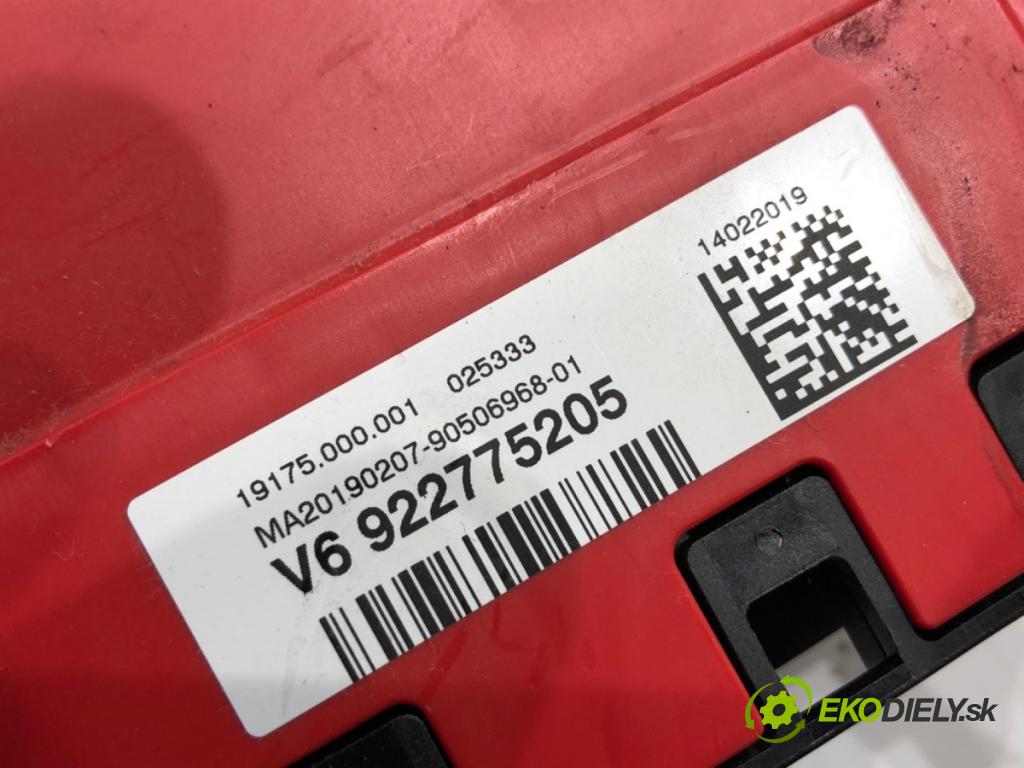 BMW F31 Kombi 2019 110 kW 318 d 1995 svorka plus 6835243