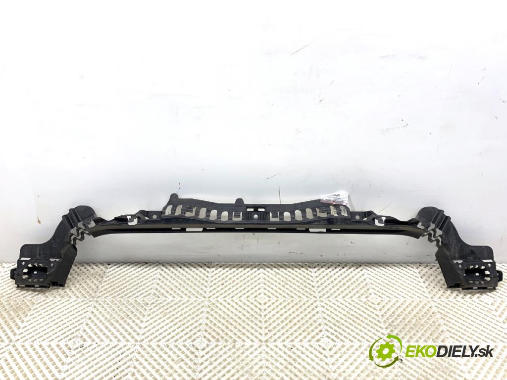 BMW F31 Kombi 2019 110 kW 318 d 1995 Úchyt nárazníka zad stredový 7260462