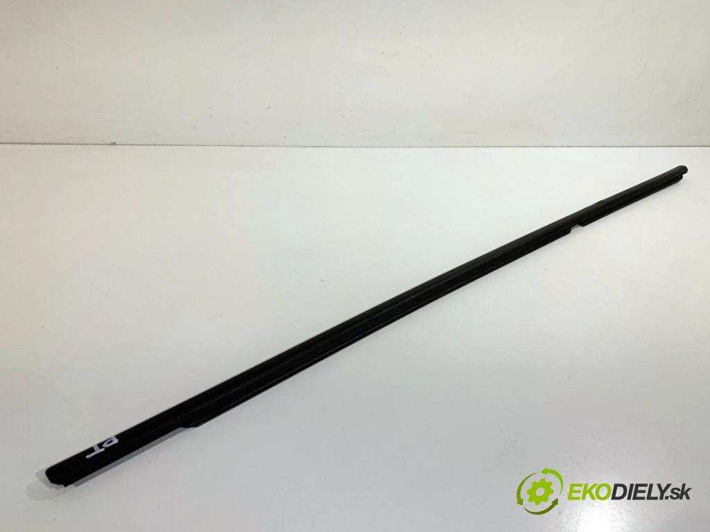 BMW F31 Kombi 2019 110 kW 318 d 1995 Lišta Sbírání: zad pravy 7258291