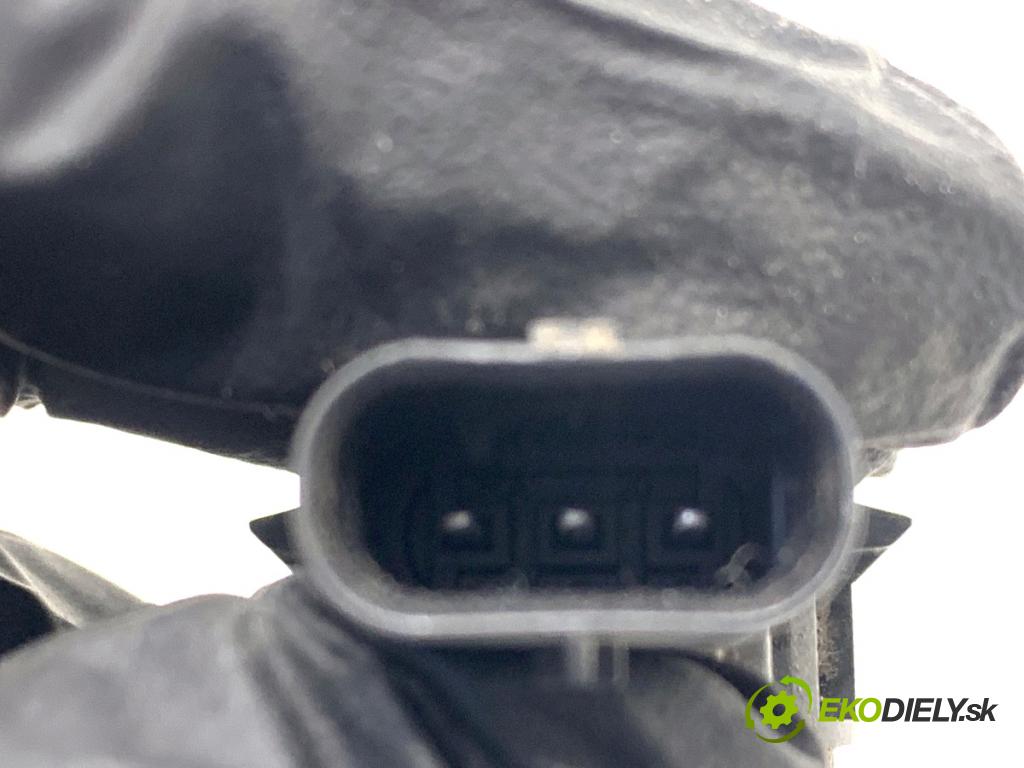 BMW F31 Kombi 2019 110 kW 318 d 1995 Snímač PDC 9261582