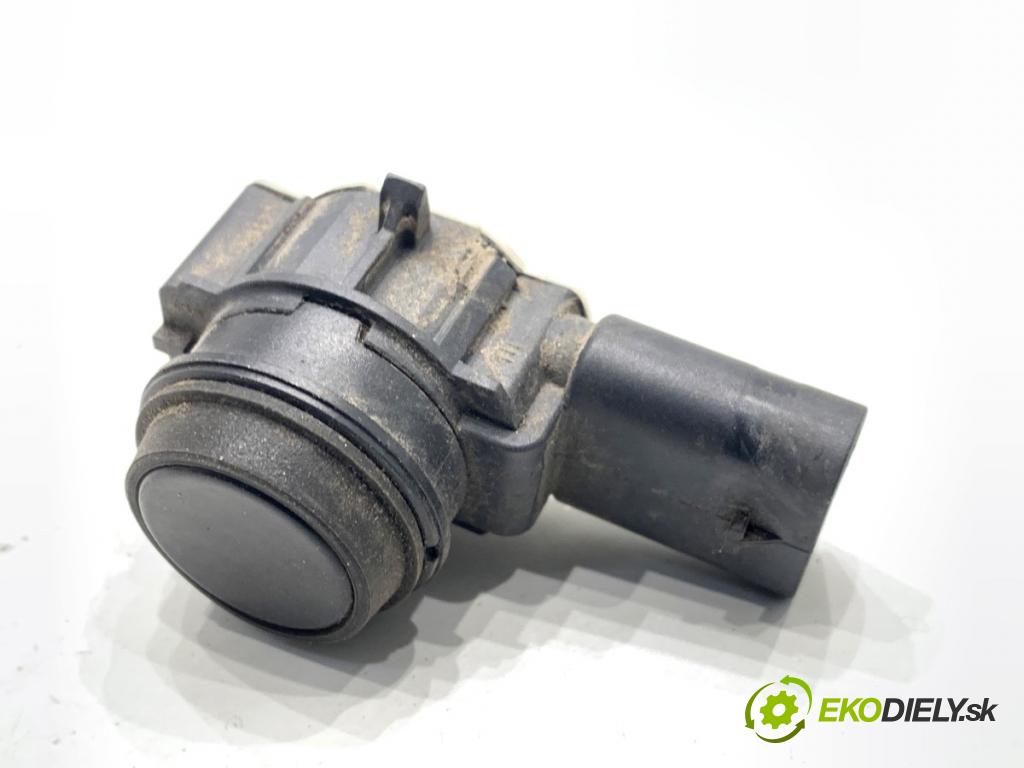 BMW F31 Kombi 2019 110 kW 318 d 1995 Snímač PDC 9261582