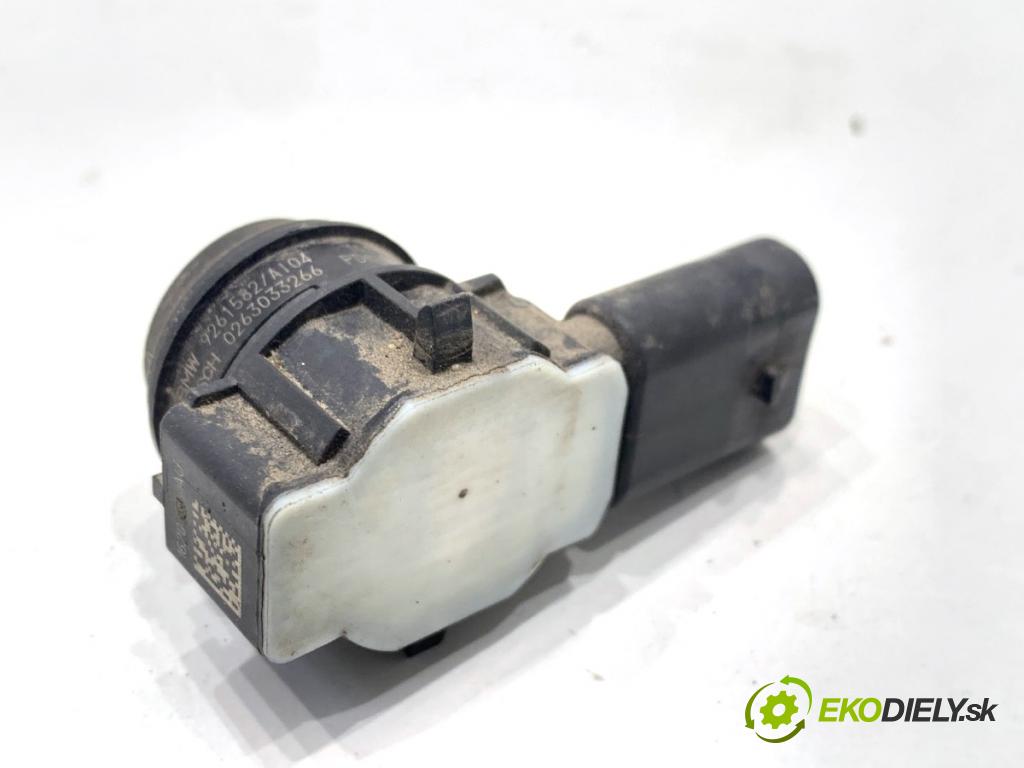 BMW F31 Kombi 2019 110 kW 318 d 1995 Snímač PDC 9261582