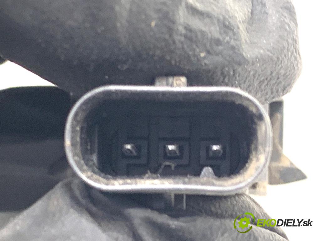 BMW F31 Kombi 2019 110 kW 318 d 1995 Snímač PDC 9261582