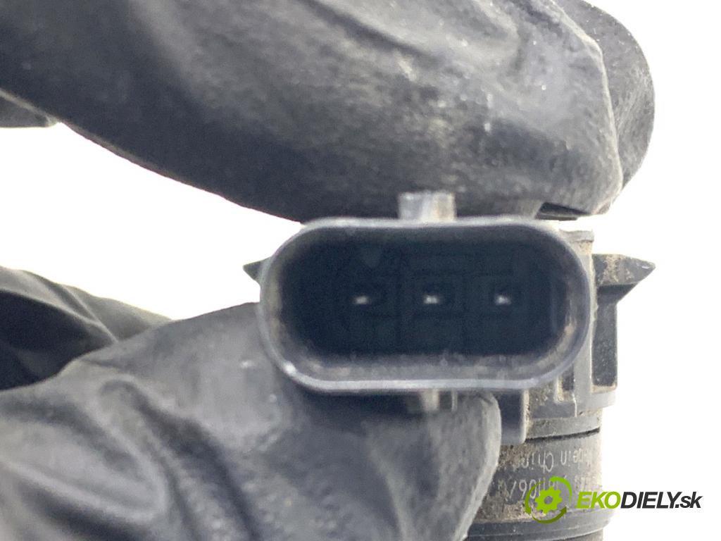 BMW F31 Kombi 2019 110 kW 318 d 1995 Snímač PDC 9261582