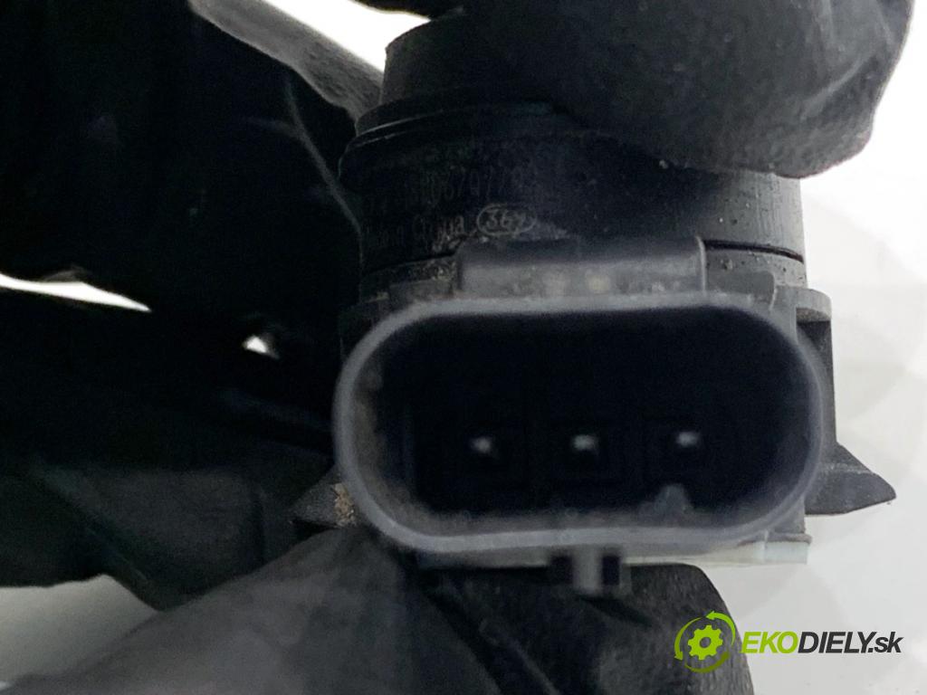 BMW F31 Kombi 2019 110 kW 318 d 1995 Snímač PDC 9261582