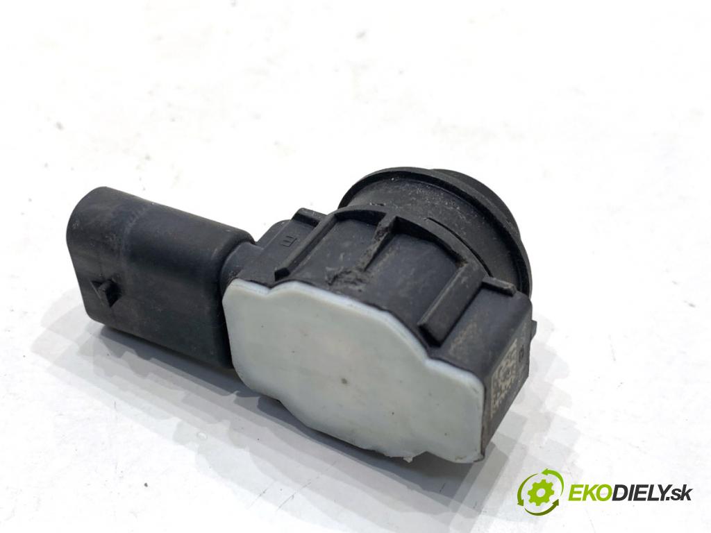 BMW F31 Kombi 2019 110 kW 318 d 1995 Snímač PDC 9261582