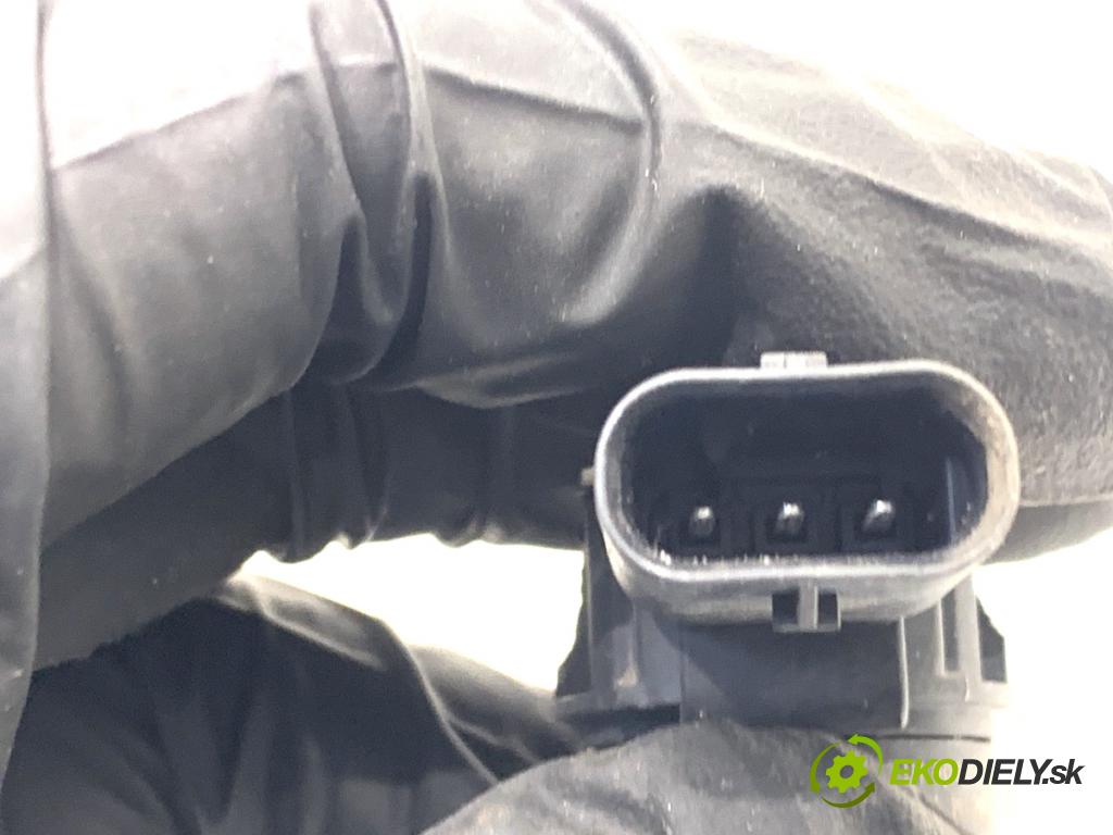 BMW F31 Kombi 2019 110 kW 318 d 1995 Snímač PDC 9261582