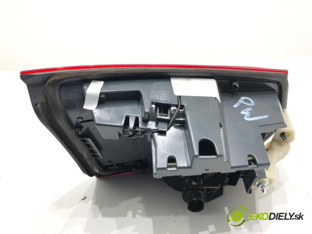 BMW F31 Kombi 2019 110 kW 318 d 1995 Svetlo zad pravá vnútorná 6912007 (Kľučka dverí ostatné)