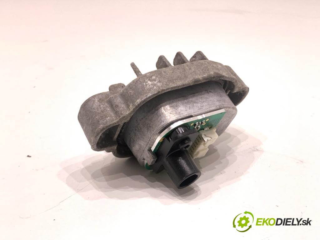 BMW F31 Kombi 2019 110 kW 318 d 1995 Modul LED 202484-00