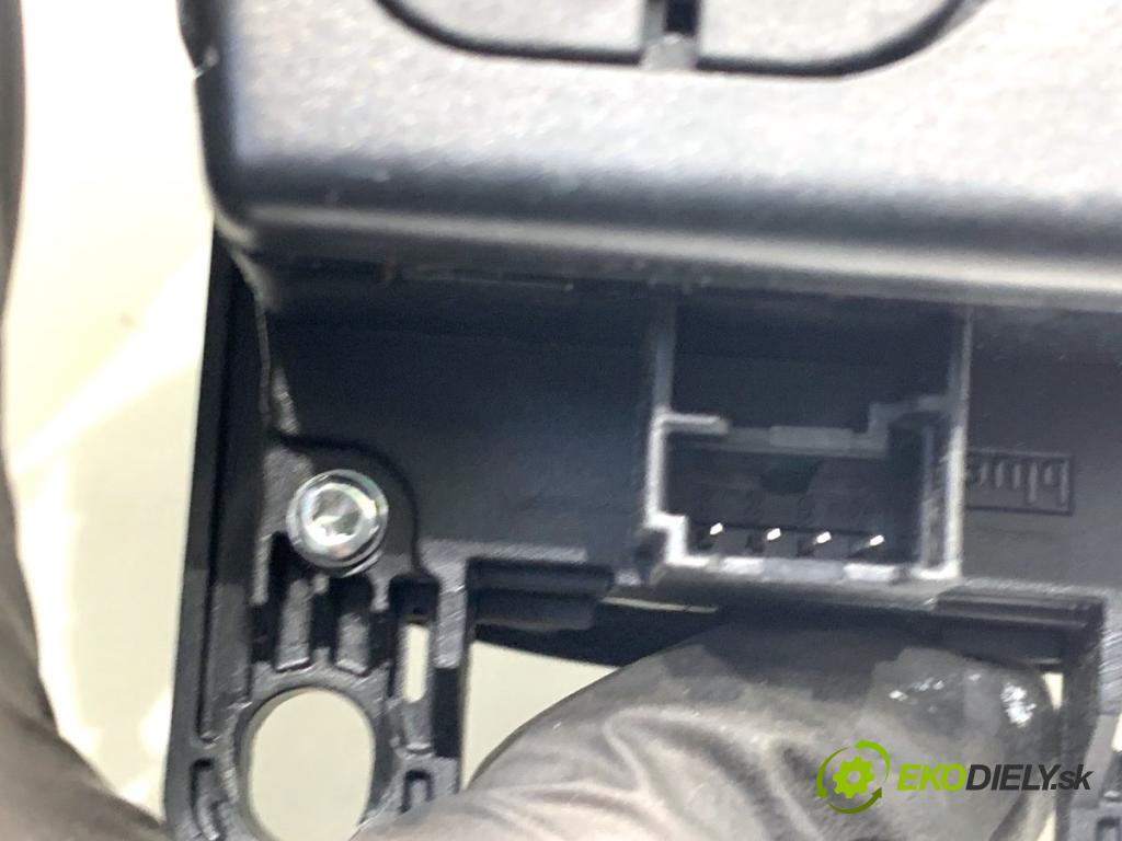 BMW F31 Kombi 2019 110 kW 318 d 1995 Panel ovládania radia 9490067 (Prepínacie páčky pod volantom)