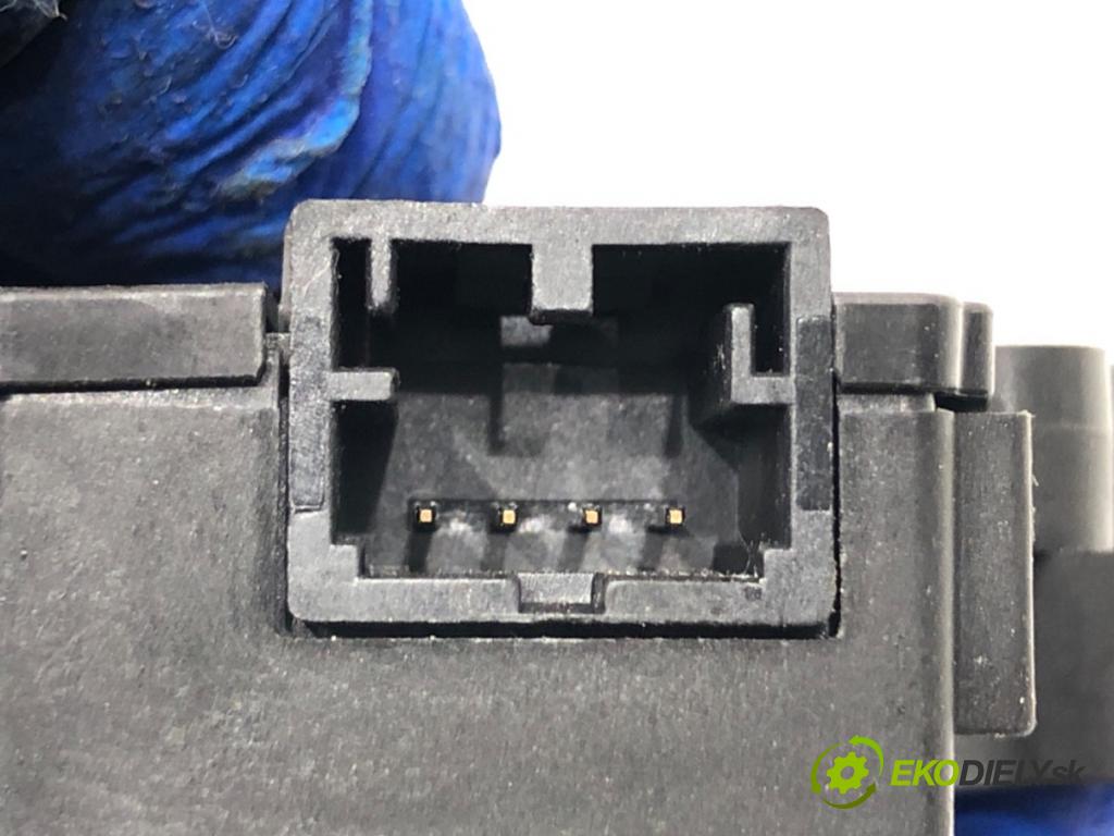 BMW F31 Kombi 2019 110 kW 318 d 1995 Motor kúrenia EGP0006