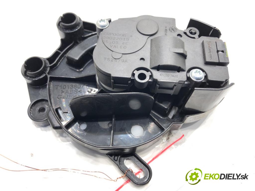 BMW F31 Kombi 2019 110 kW 318 d 1995 Motor kúrenia EGP0006