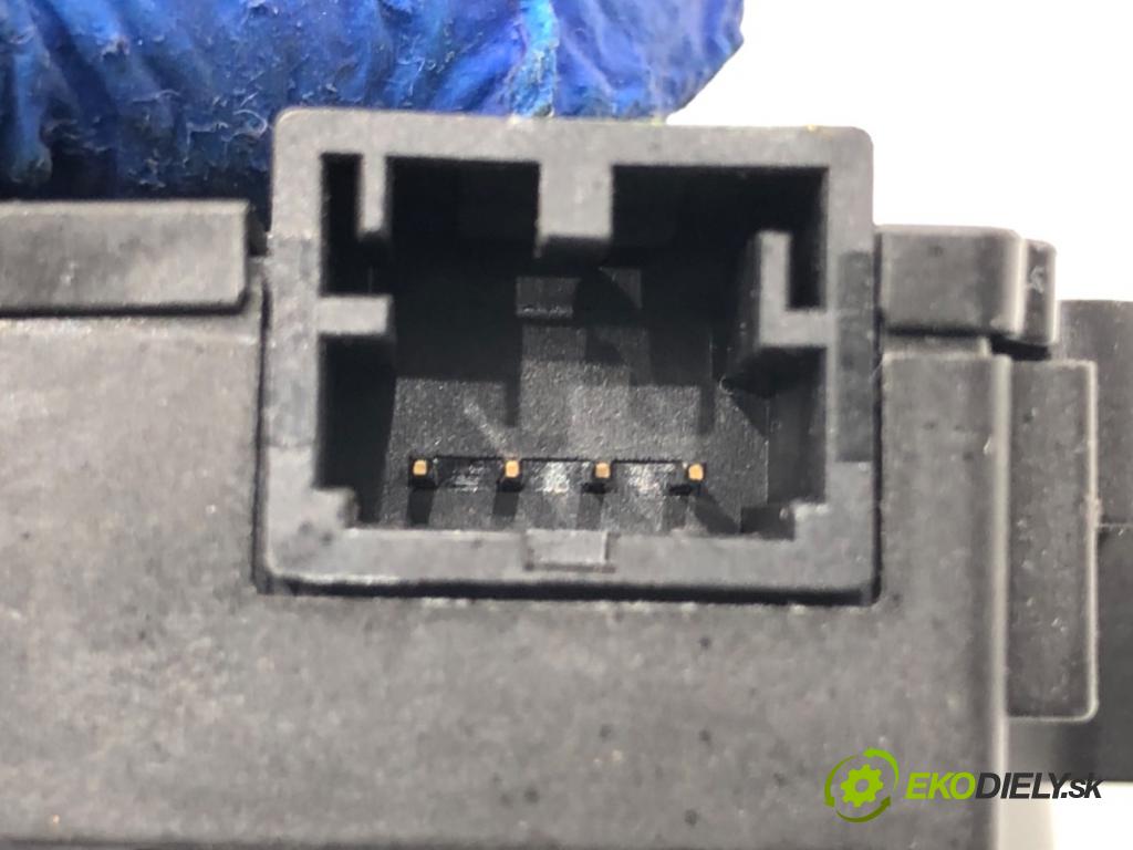 BMW F31 Kombi 2019 110 kW 318 d 1995 Motor kúrenia T52579A