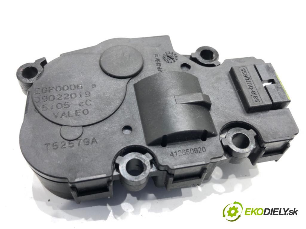 BMW F31 Kombi 2019 110 kW 318 d 1995 Motor kúrenia T52579A