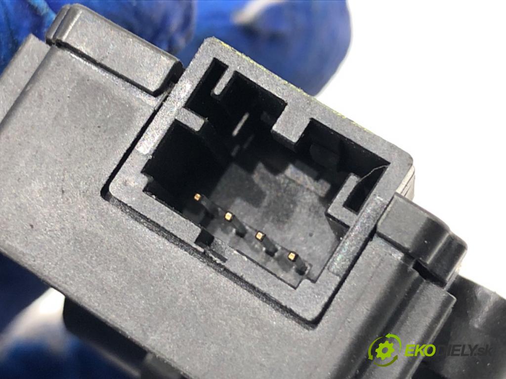 BMW F31 Kombi 2019 110 kW 318 d 1995 Motor kúrenia T52579A