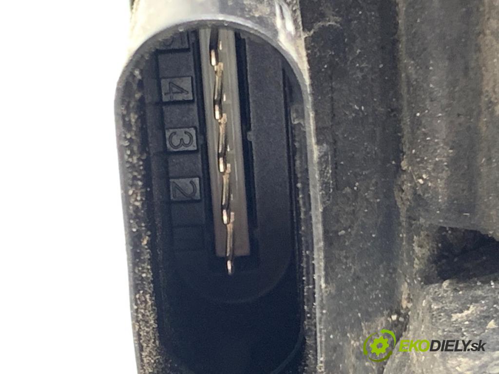 BMW F31 Kombi 2019 110 kW 318 d 1995 motor servočerpadlo 7828177