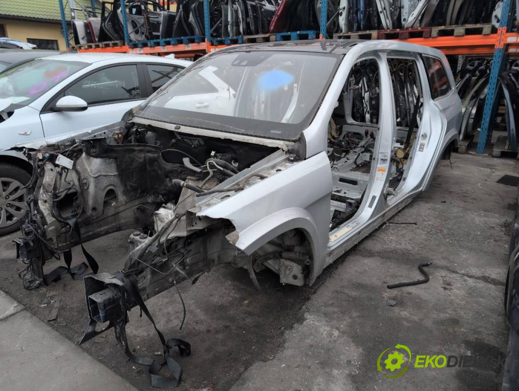 MERCEDES-BENZ KLASA GL SUV 2012 190 kW GL 350 CDI / BlueTec 4-matic (166.823, 166.824) 2987 KAROSERIA ČTVRŤÁK blatník práh střecha PODŁUŻNICA