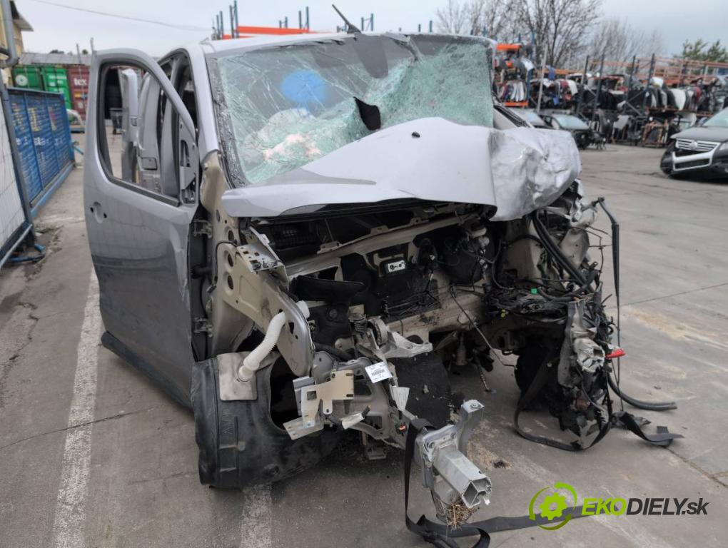 TOYOTA PROACE Autobus 2024 130 kW 2.0 D4d (MDZ6) 1997 karoséria ČTVRŤÁK: Blatník prah strecha PODŁUŻNICA