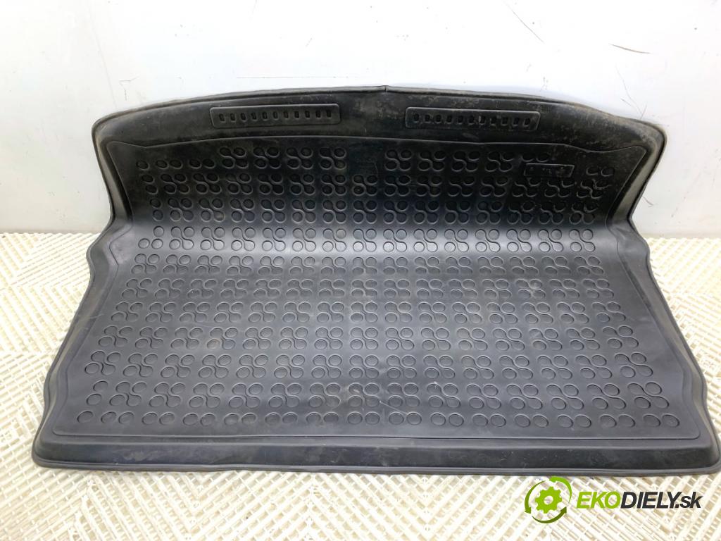 NISSAN QASHQAI J11 SUV 2014 96 kW 1.6 dCi 1598 KRYTINA: kufra gumená