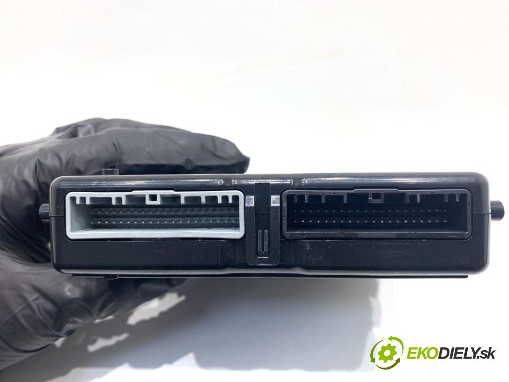 NISSAN QASHQAI J11 SUV 2014 96 kW 1.6 dCi 1598 Modul klimatizácie 277604EA2A (Kľučka dverí ostatné)