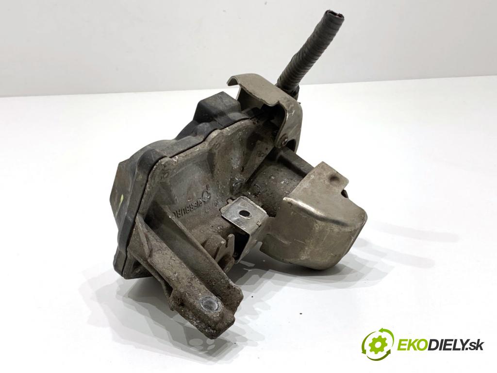 NISSAN QASHQAI J11 SUV 2014 96 kW 1.6 dCi 1598 Škrtiaca klapka VÝFUK: 50885503