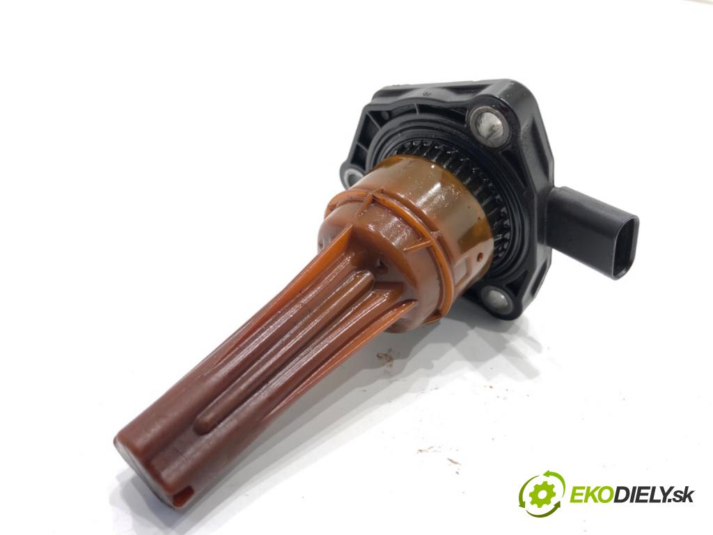 SKODA KODIAQ SUV 2019 110 kW 1.5 TSI 1495 Snímač hladiny oleja 04C907660A (Snímač)