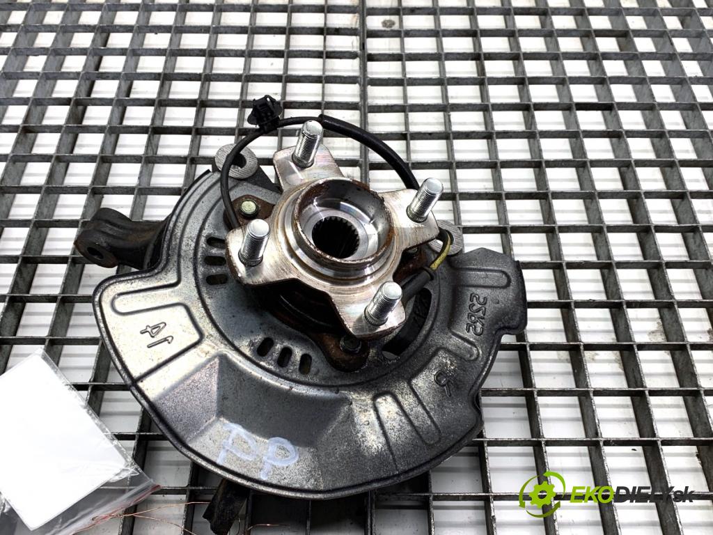 SUZUKI SWIFT VI liftback 2024 61 kW 1.2 VVT Hybrid (ZCEDS, AOL312) 1197 náboj pravy predný 