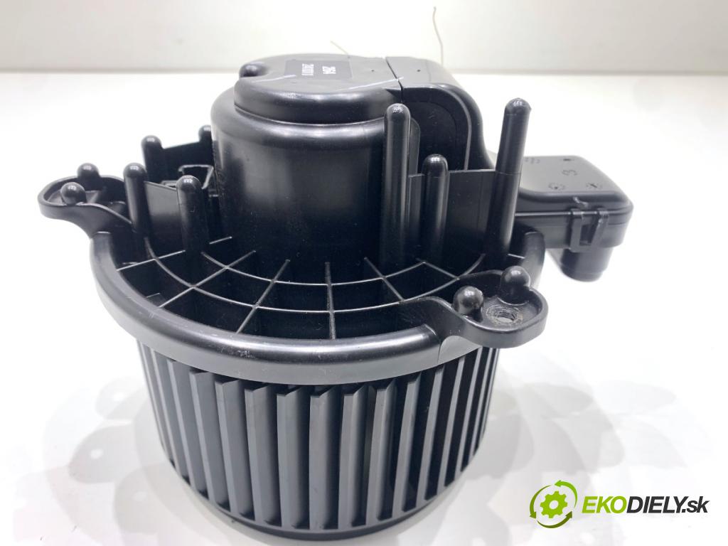 SUZUKI SWIFT VI liftback 2024 61 kW 1.2 VVT Hybrid (ZCEDS, AOL312) 1197 ventilátor kúrenia