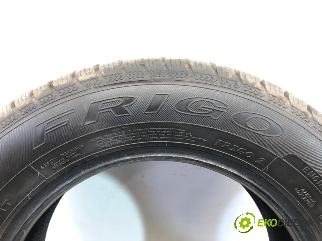 --- ---      PNEUMATIKA: zima 2X 195/65 15" DEBICA: