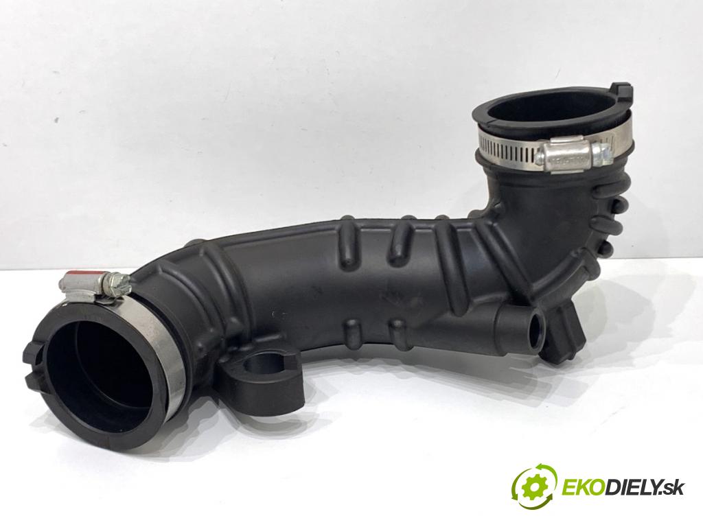 SUZUKI SWIFT VI liftback 2024 61 kW 1.2 VVT Hybrid (ZCEDS, AOL312) 1197 Rúra vzduchu 