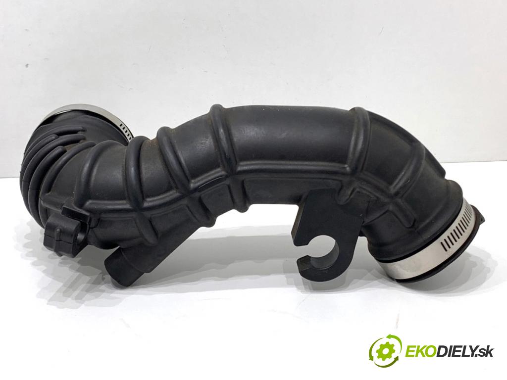 SUZUKI SWIFT VI liftback 2024 61 kW 1.2 VVT Hybrid (ZCEDS, AOL312) 1197 Rúra vzduchu