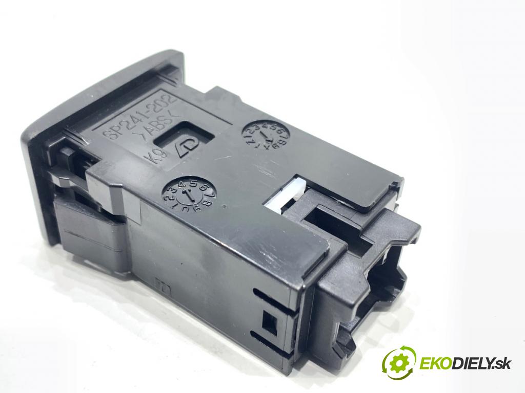 SUZUKI SWIFT VI liftback 2024 61 kW 1.2 VVT Hybrid (ZCEDS, AOL312) 1197 Prepínač ohrievania, vyhrievania sedačky SP241-202 (Prepínacie páčky pod volantom)