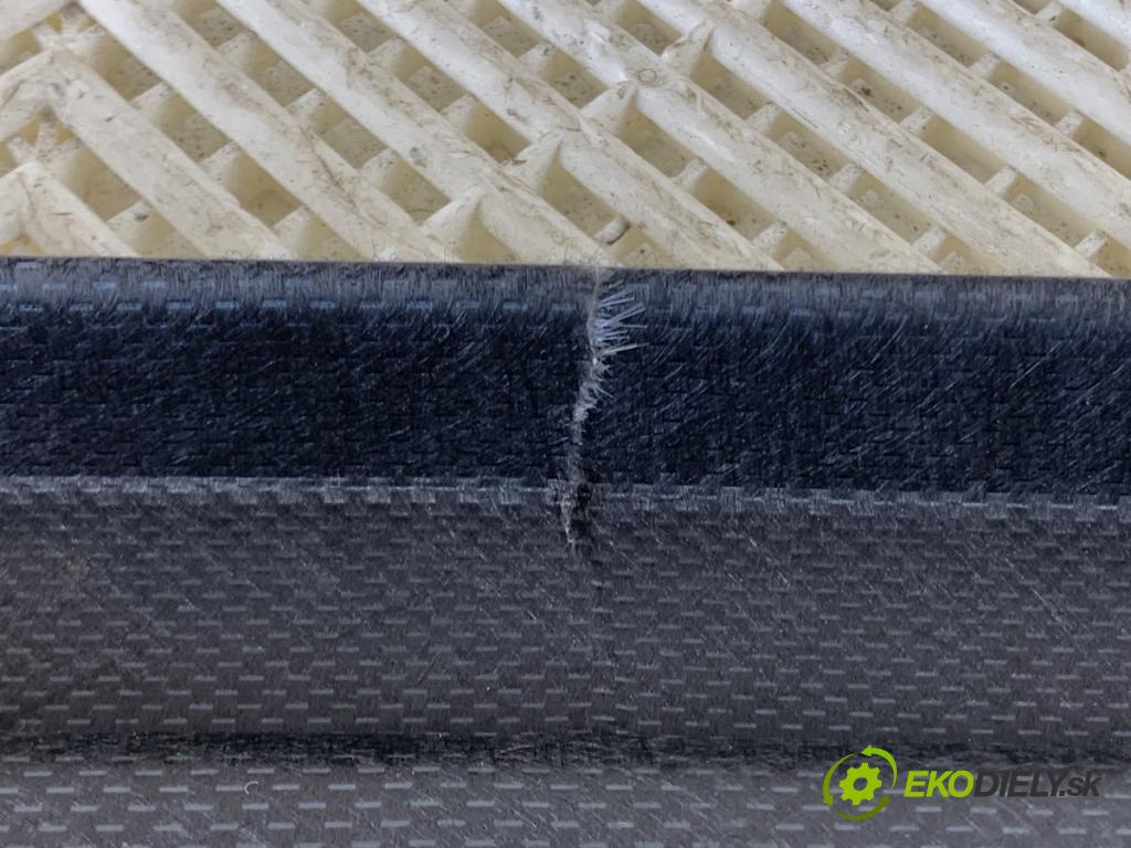 SUZUKI SWIFT VI liftback 2024 61 kW 1.2 VVT Hybrid (ZCEDS, AOL312) 1197 Pláto zad